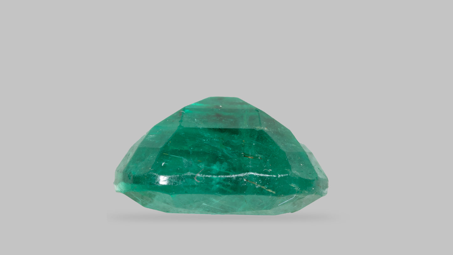 Natural Zambian Emerald (Panna) 4.01 Carats