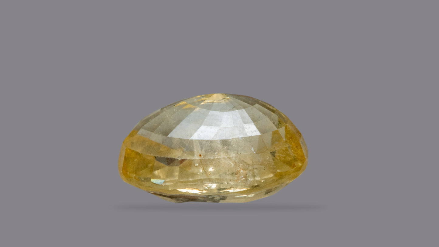 Natural Yellow Sapphire (Pukhraj) 9.49 Carats