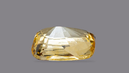 Natural Yellow Sapphire (Pukhraj) 4.98 Carats