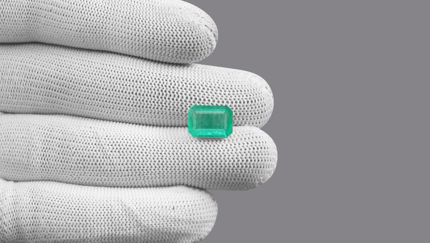 Natural Zambian Emerald (Panna) 5.38 Carats