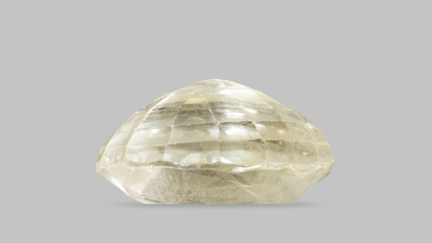 Natural Yellow Sapphire (Pukhraj) 3.94 Carats