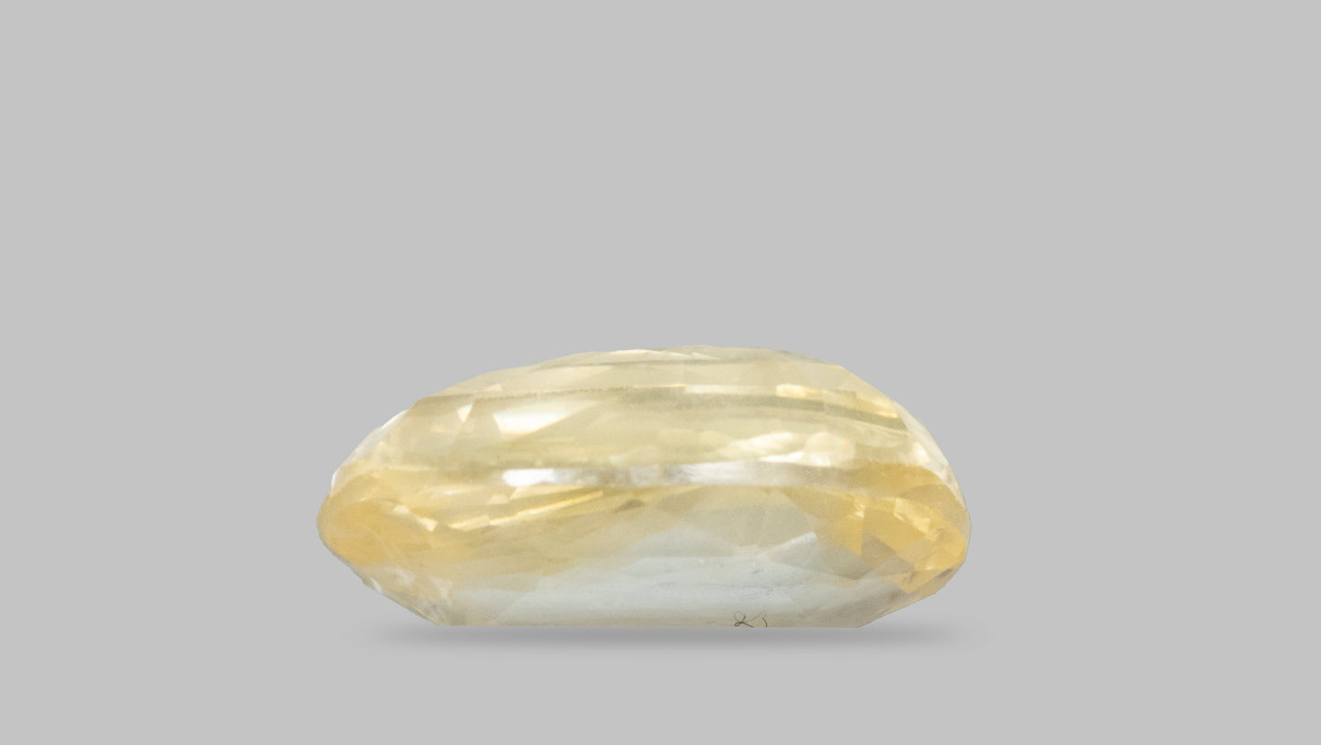 Natural Yellow Sapphire (Pukhraj) 2.77 Carats