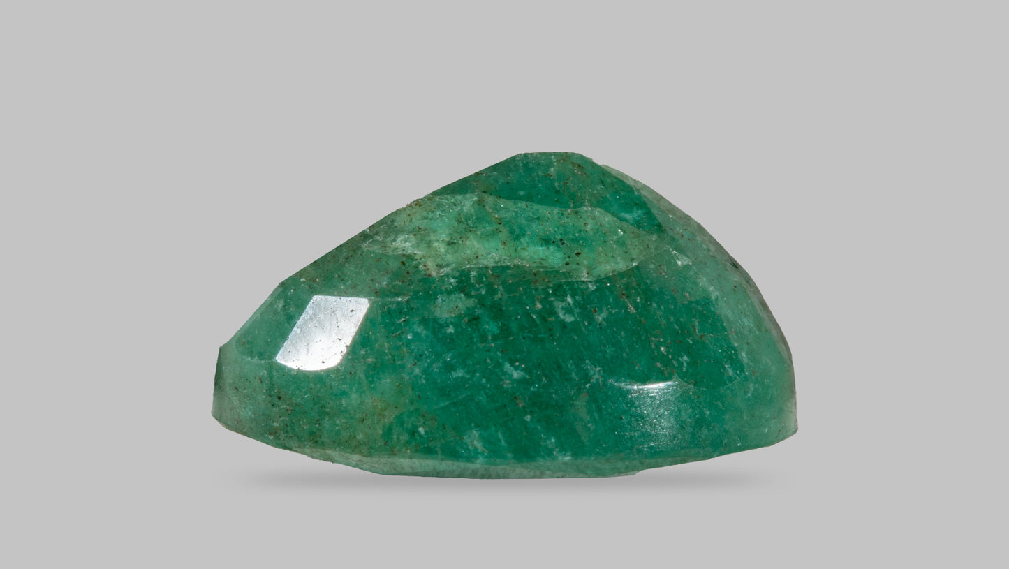 Natural Zambian Emerald (Panna) 7.13 Carats