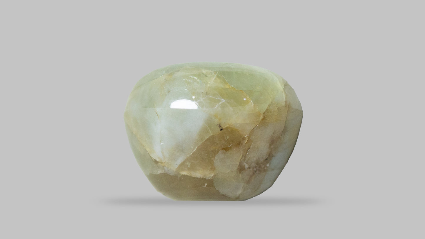 Natural Cat'S Eye (Lehsuniya) 5.34  Carats