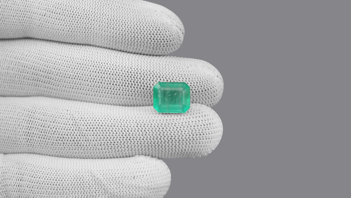Natural Zambian Emerald (Panna) 6.37 Carats