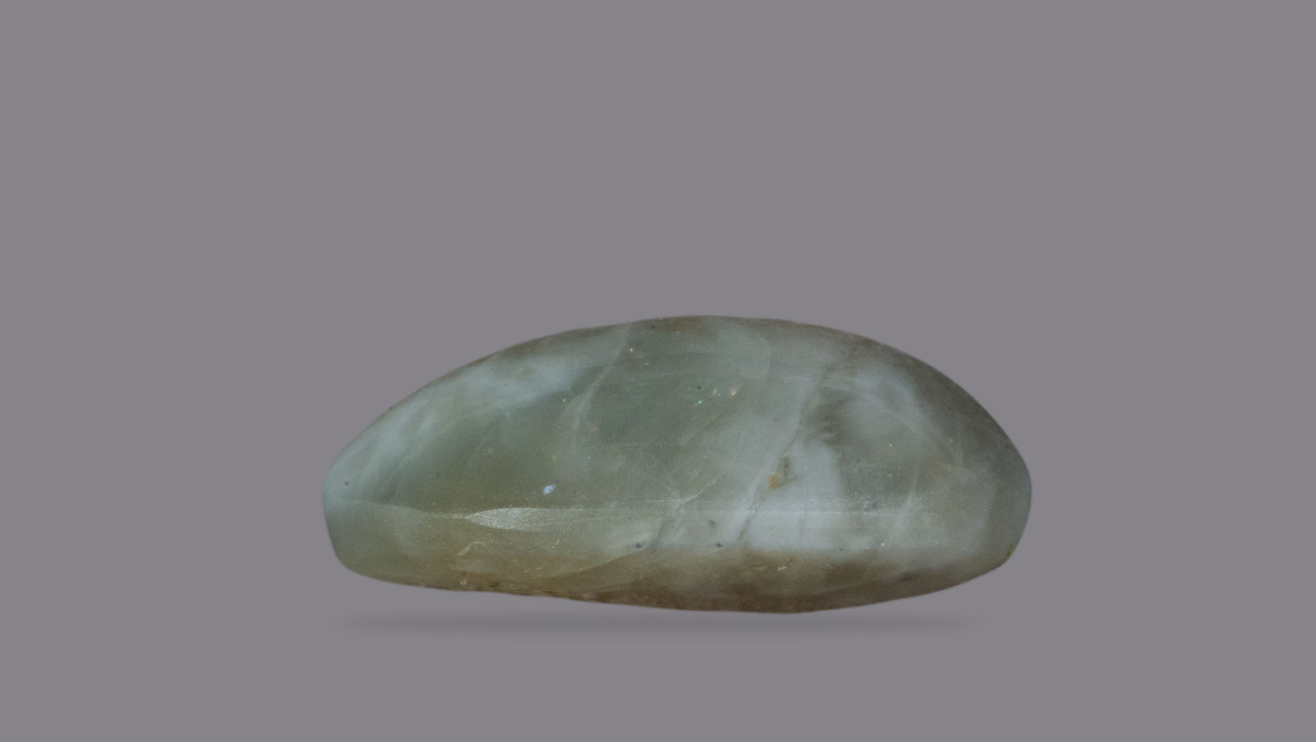 Natural Cat'S Eye (Lehsuniya) 5.64 Carats