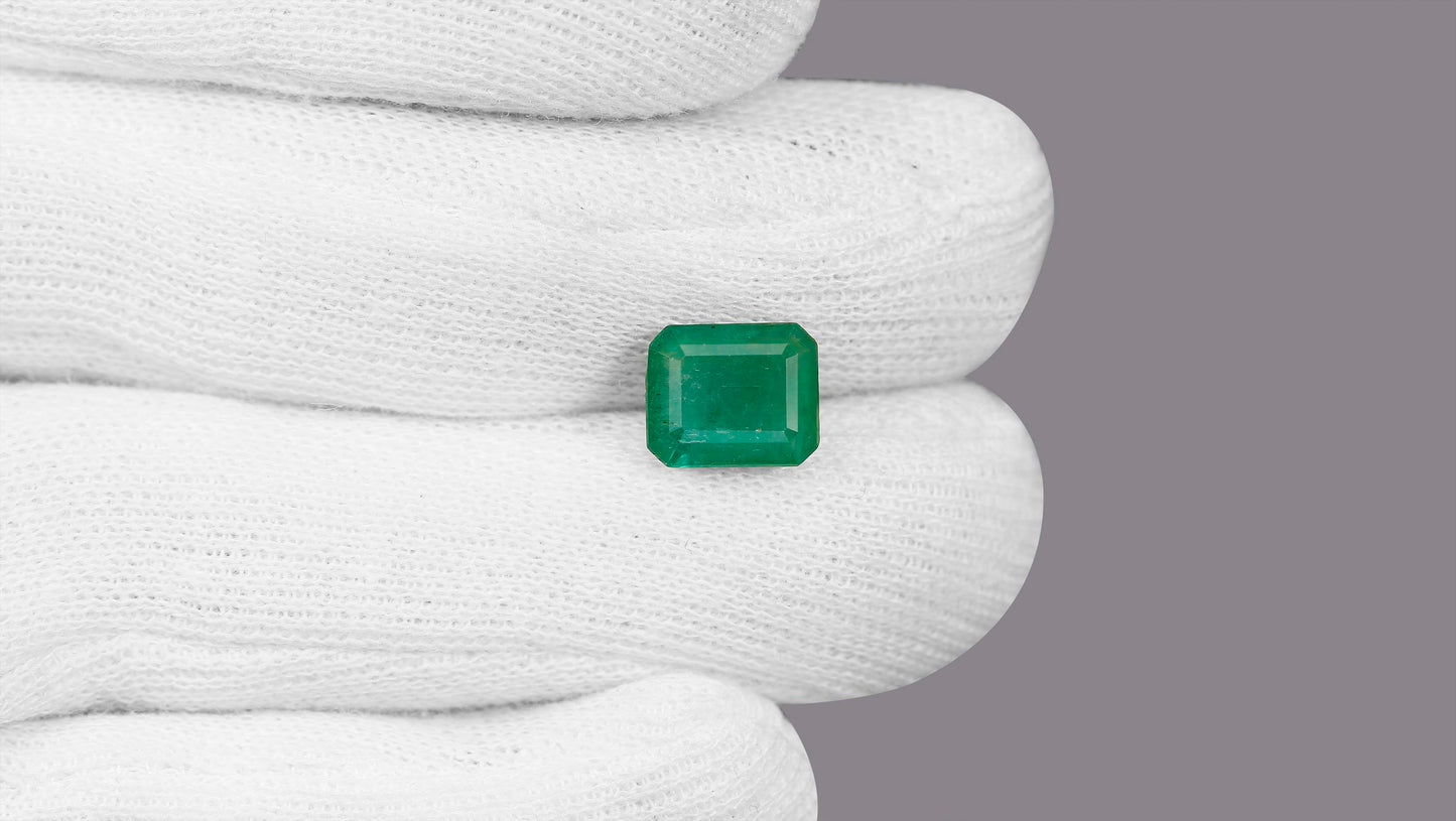 Natural Zambian Emerald (Panna) 4.92 Carats