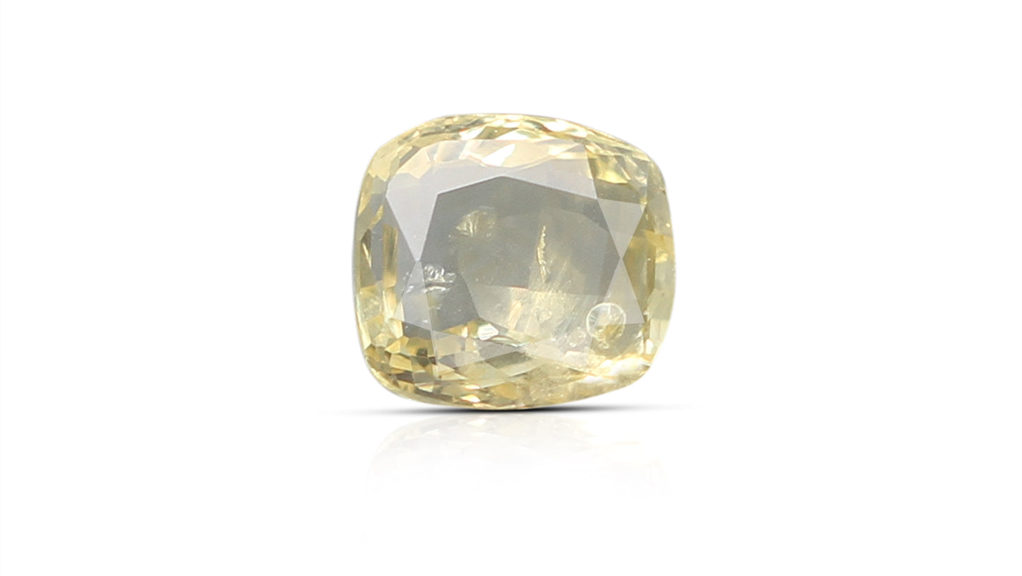 Natural Yellow Sapphire (Pukhraj) 4.77 Carats