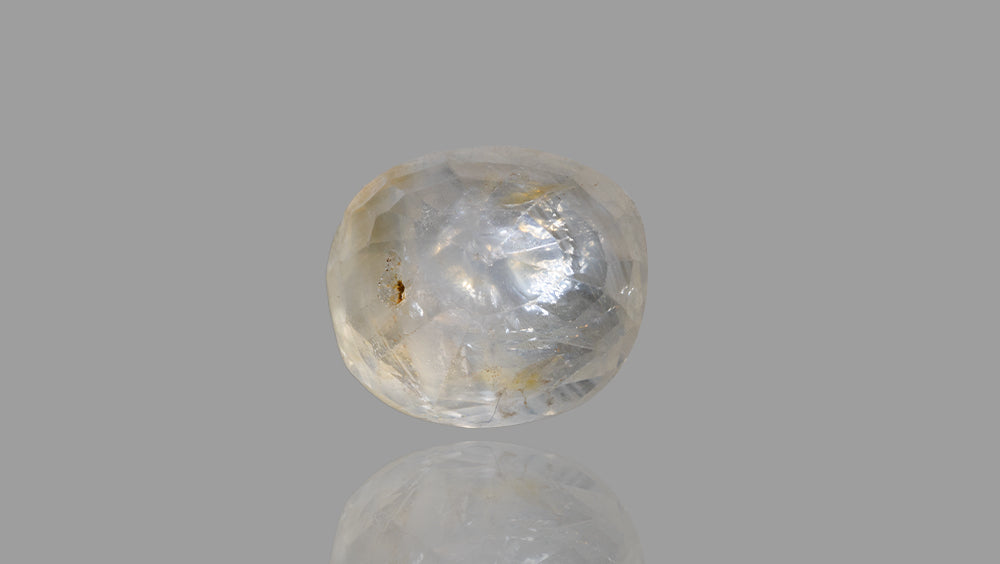 Natural Yellow Sapphire (Pukhraj) 4.36 Carats