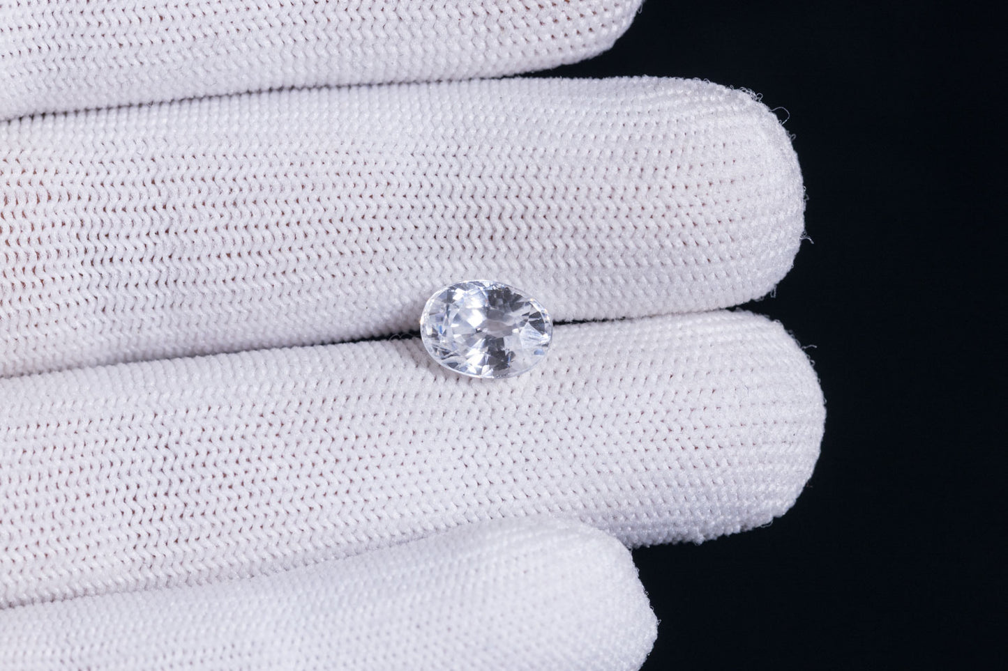 NATURAL ZIRCON 5.03  CARATS