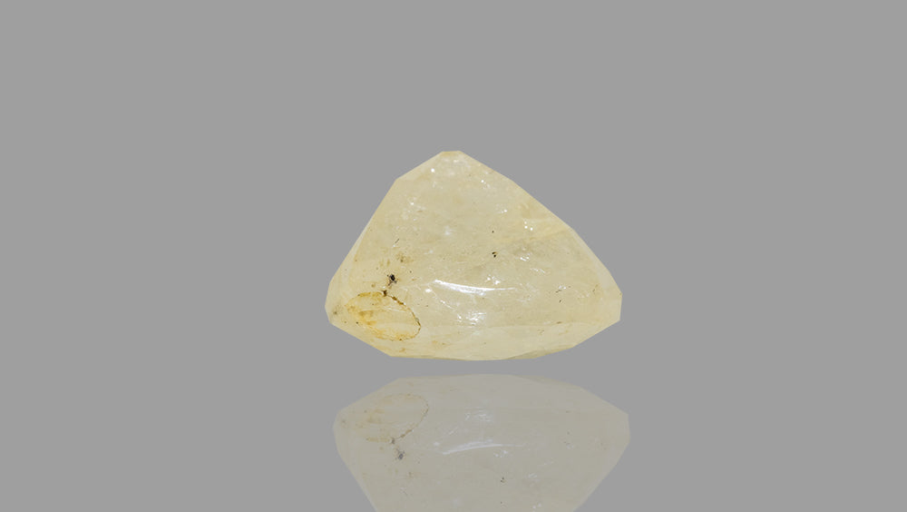 Natural Yellow Sapphire (Pukhraj) 10.25 Carats