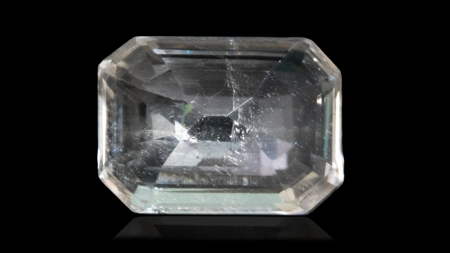 WHITE TOPAZ 4.18 CARATS