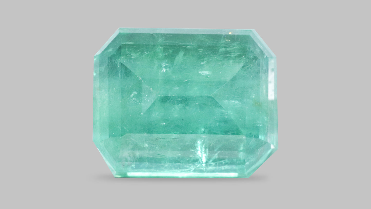 Minor Oil Natural Afganistan Emerald (Panna) 9.64 Carats