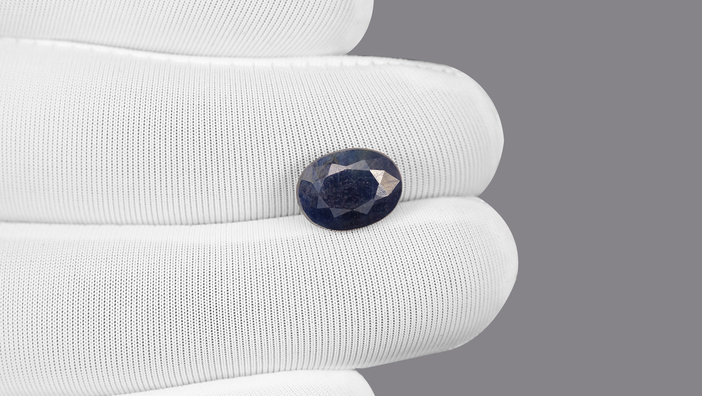 Natural Blue Sapphire (Neelam) 4.60 Carats