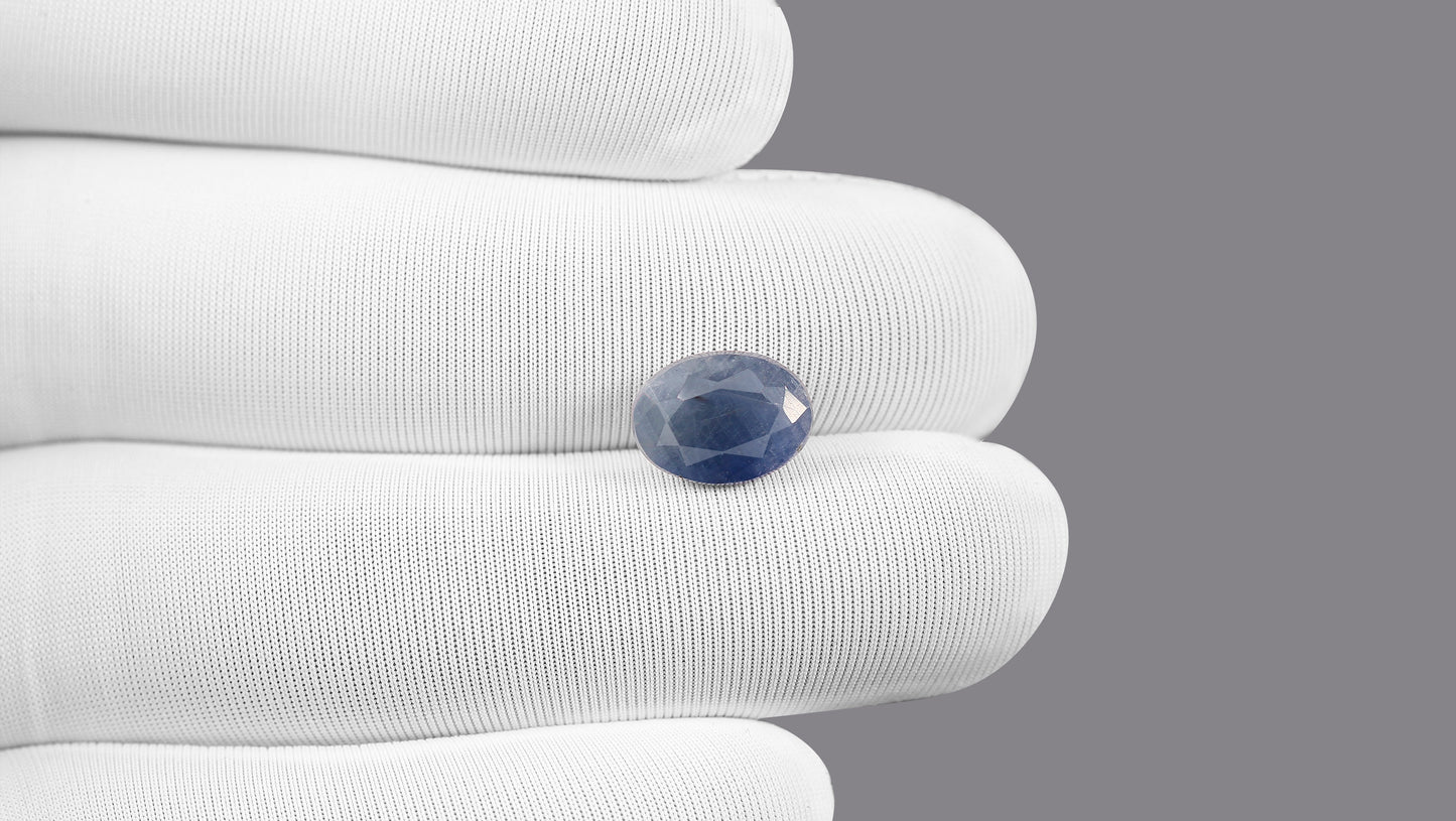 Natural Blue Sapphire (Neelam) 5.07 Carats