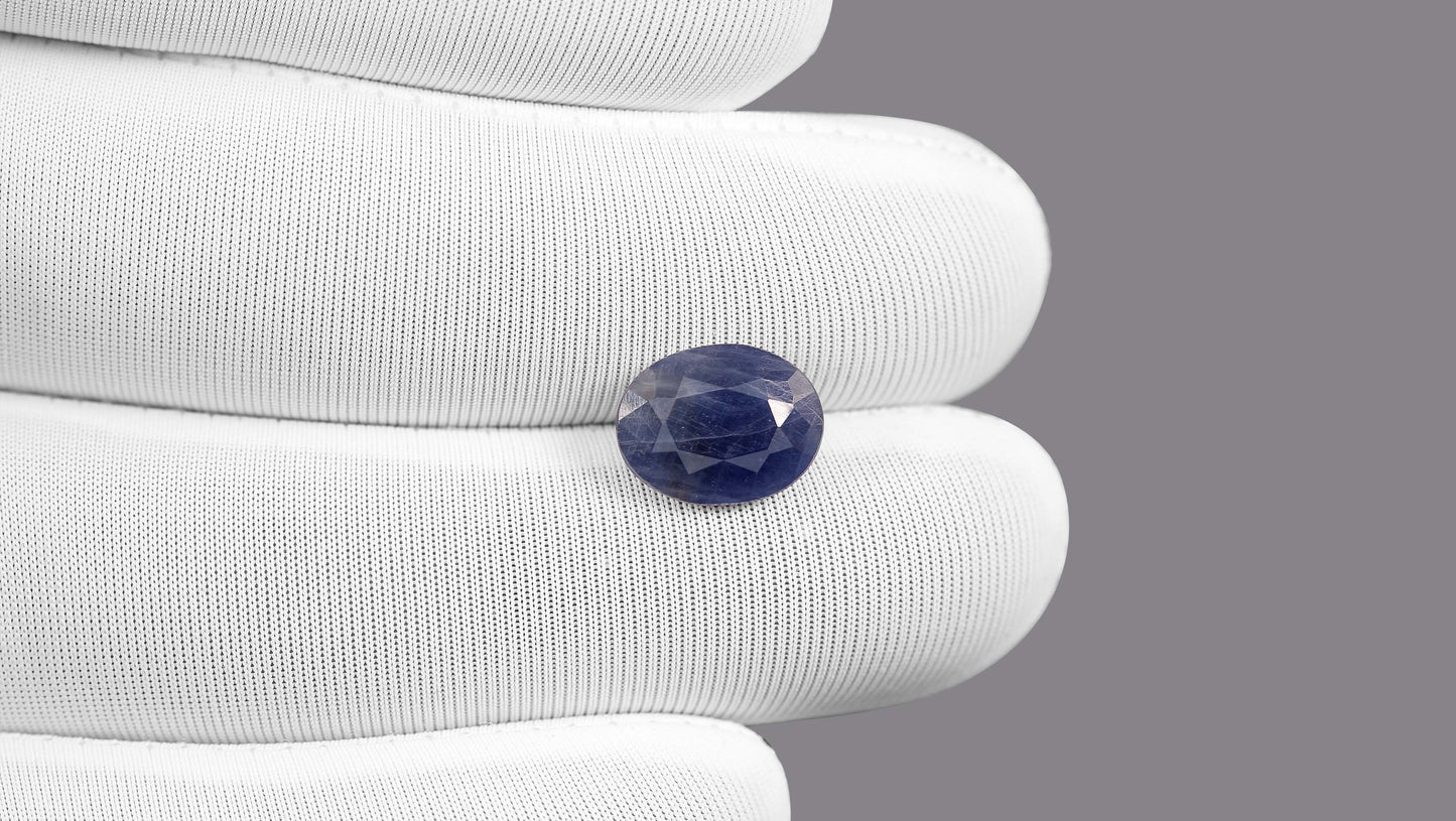Natural Blue Sapphire (Neelam) 4.66 Carats