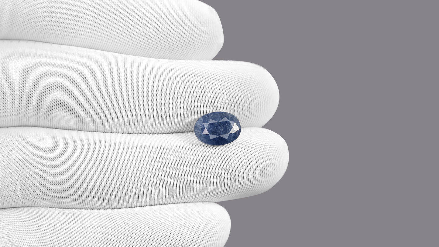 Natural Blue Sapphire (Neelam) 4.02 Carats