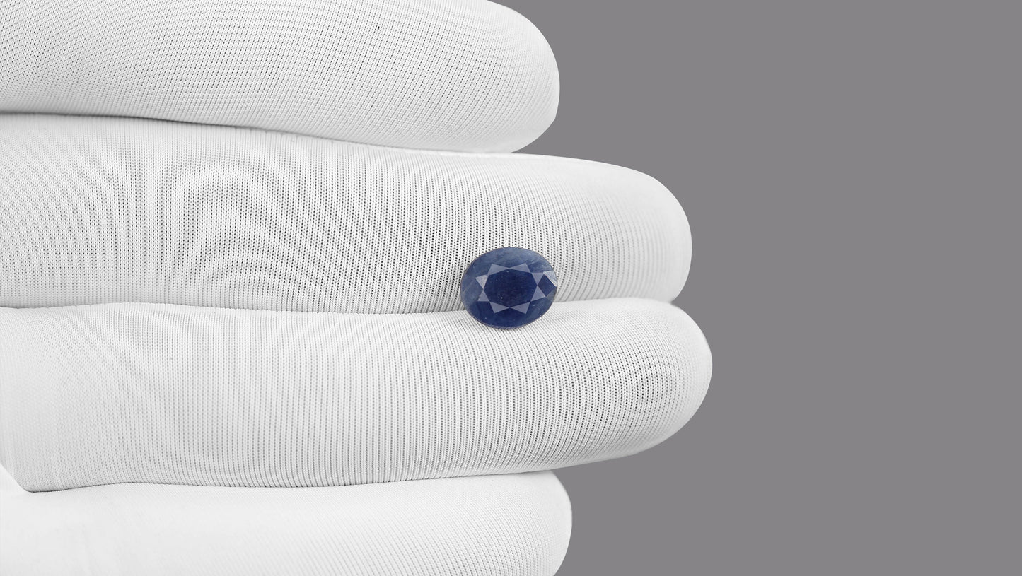 Natural Blue Sapphire (Neelam) 4.10 Carats