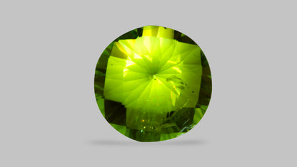 NATURAL PERIDOT 4.66 CARATS