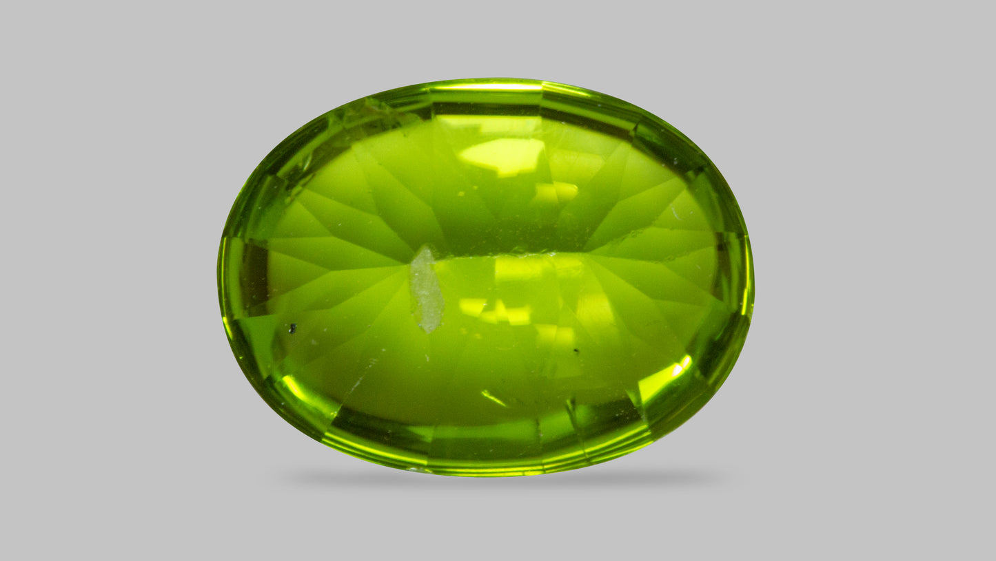 NATURAL PERIDOT 6.45 CARATS