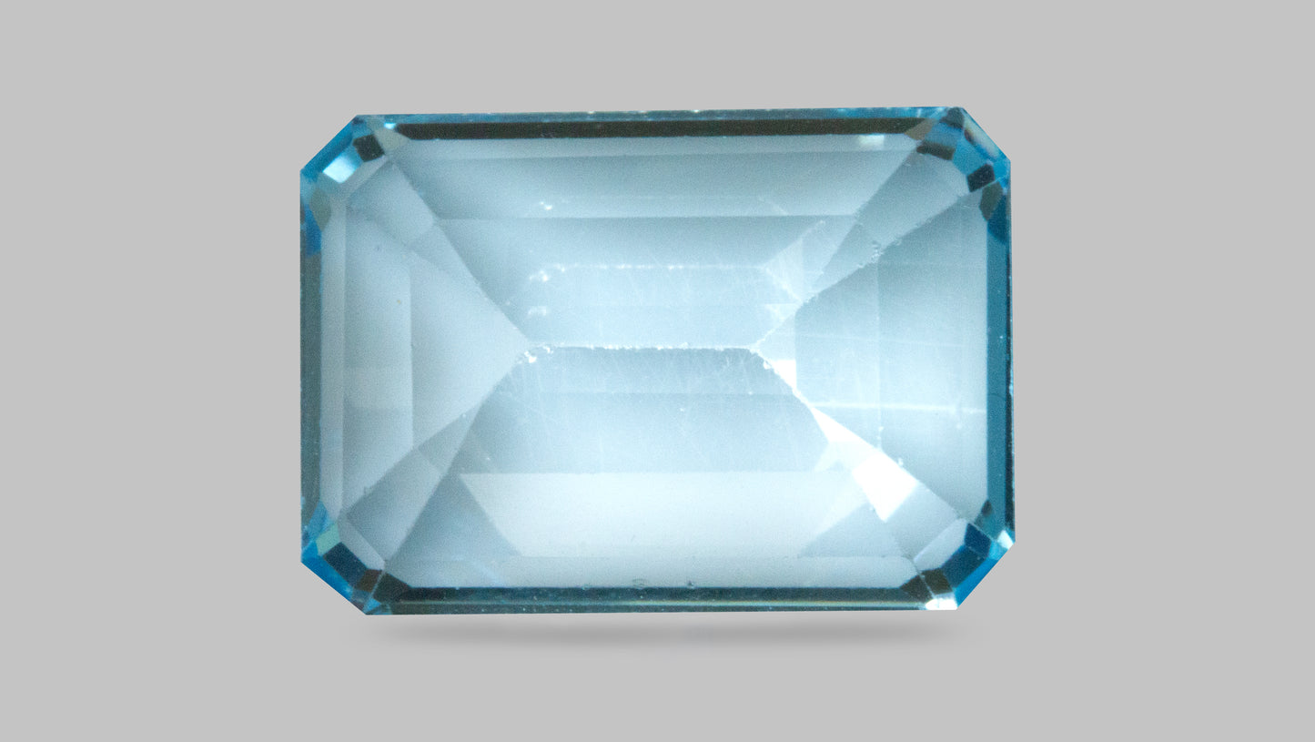 NATURAL BLUE TOPAZ 9.25 CARATS