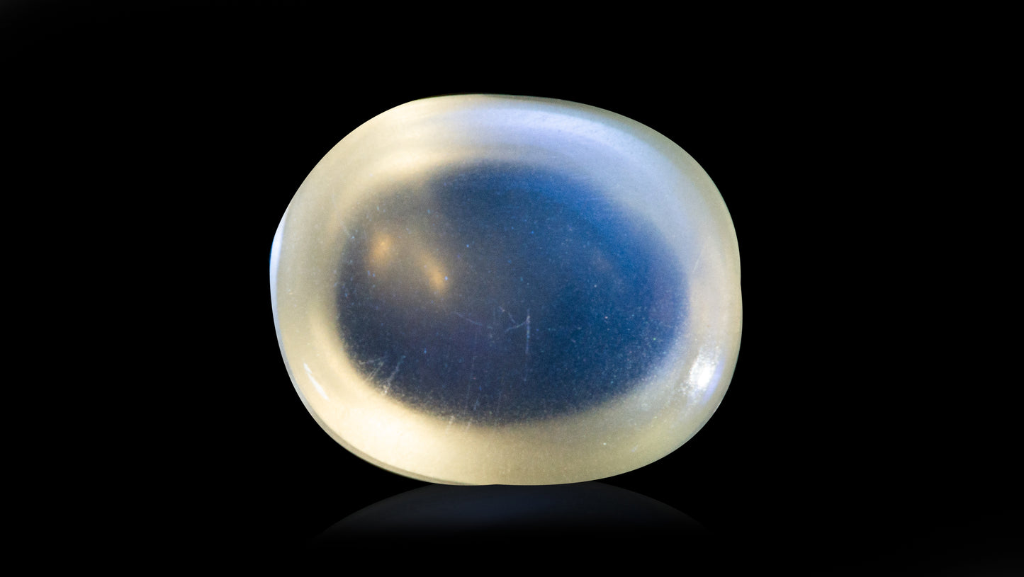 NATURAL MOON STONE 2.59 CARATS
