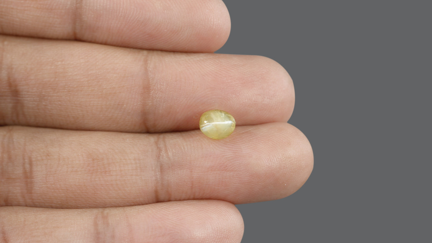 Natural Cat'S Eye (Lehsuniya) 2.94 Carats