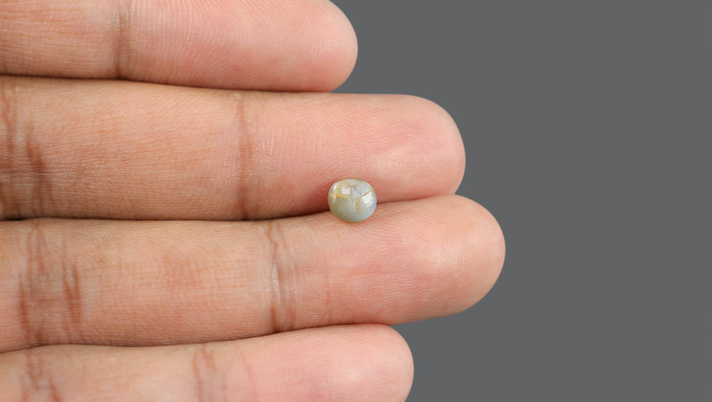 Natural Cat'S Eye (Lehsuniya) 1.68 Carats