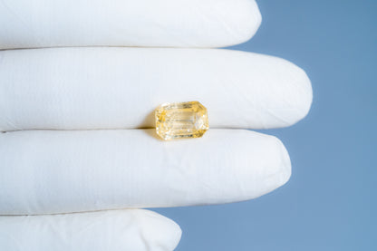 Natural Yellow Sapphire (Pukhraj) 7.95 Carats