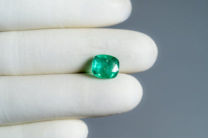 Natural Zambian Emerald (Panna) 3.85 Carats