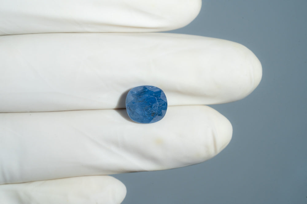 NATURAL BLUE SAPPHIRE (NEELAM) 6.13 CARATS