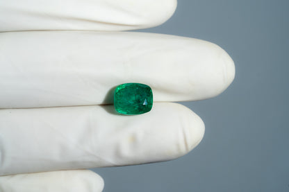 Natural Zambian Emerald (Panna) 3.92 Carats