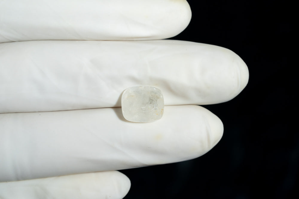 NATURAL WHITE SAPPHIRE 6.47 CARATS