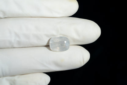NATURAL WHITE SAPPHIRE 8.32 CARATS