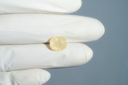 NATURAL YELLOW SAPPHIRE (PUKHRAJ) 5.76 CARATS