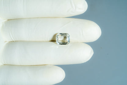 NATURAL WHITE SAPPHIRE 5.98 CARATS