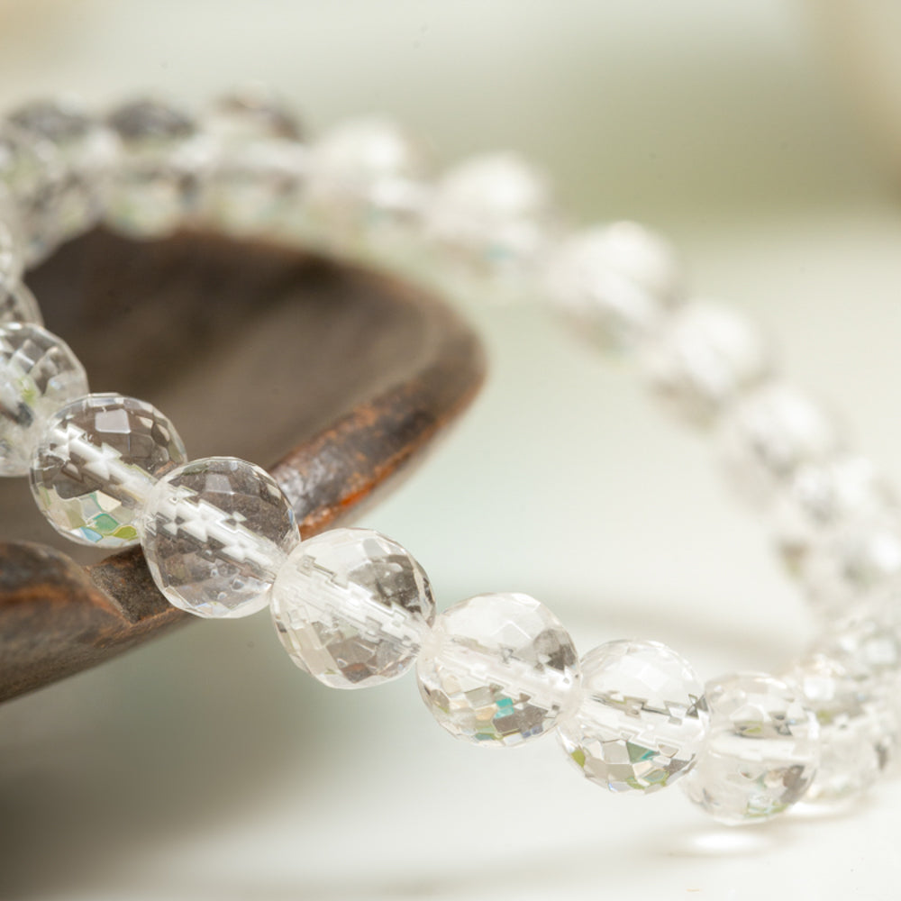 CRYSTAL CUTTING BRACELET