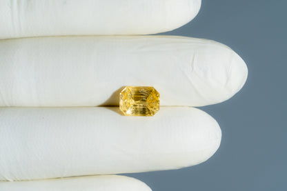 Natural Yellow Sapphire (Pukhraj) 5.48 Carats