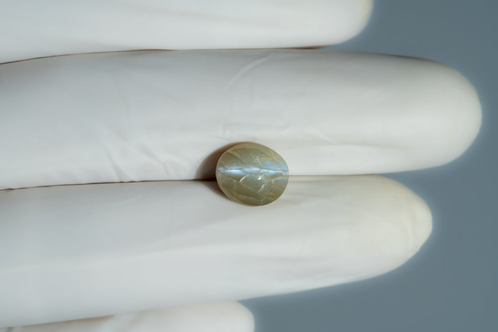 Natural Cat'S Eye (Lehsuniya) 5.82 Carats