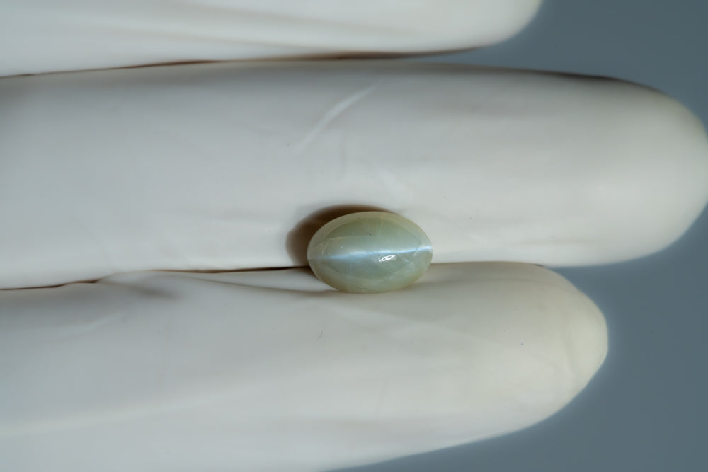 Natural Cat'S Eye (Lehsuniya) 4.68 Carats