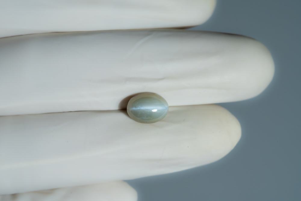 Natural Cat'S Eye (Lehsuniya) 4.95 Carats
