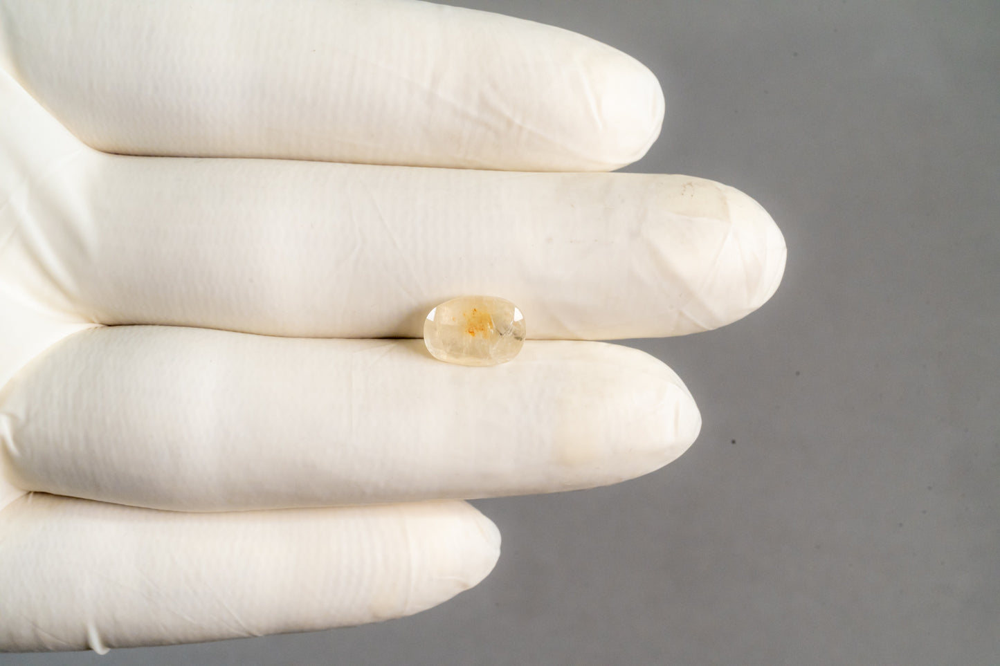 Natural Yellow Sapphire (Pukhraj) 4.07 Carats