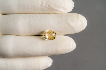 Natural Yellow Sapphire (Pukhraj) 5.03 Carats