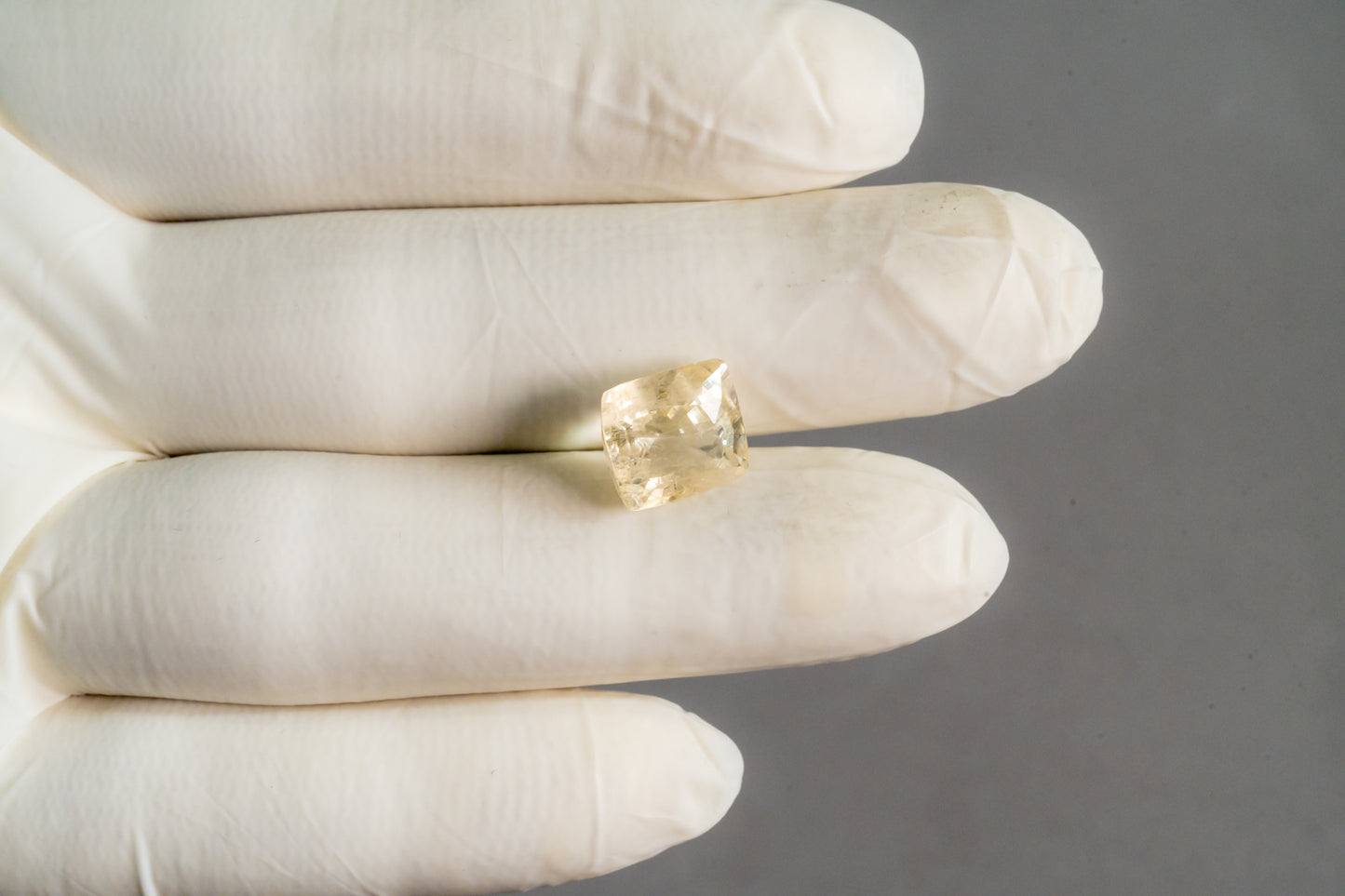 Natural Yellow Sapphire (Pukhraj) 9.63 Carats