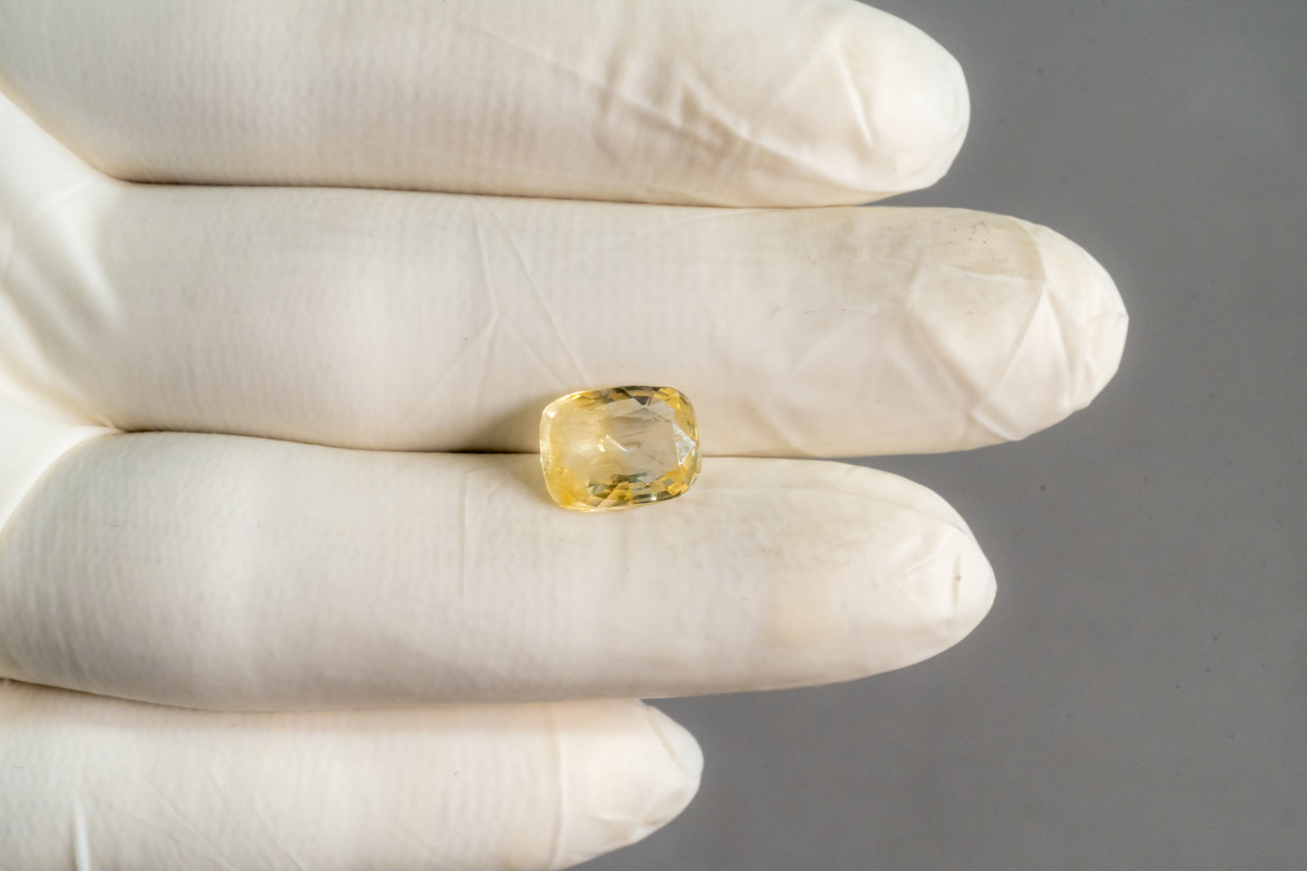 Natural Yellow Sapphire (Pukhraj) 5.77 Carats