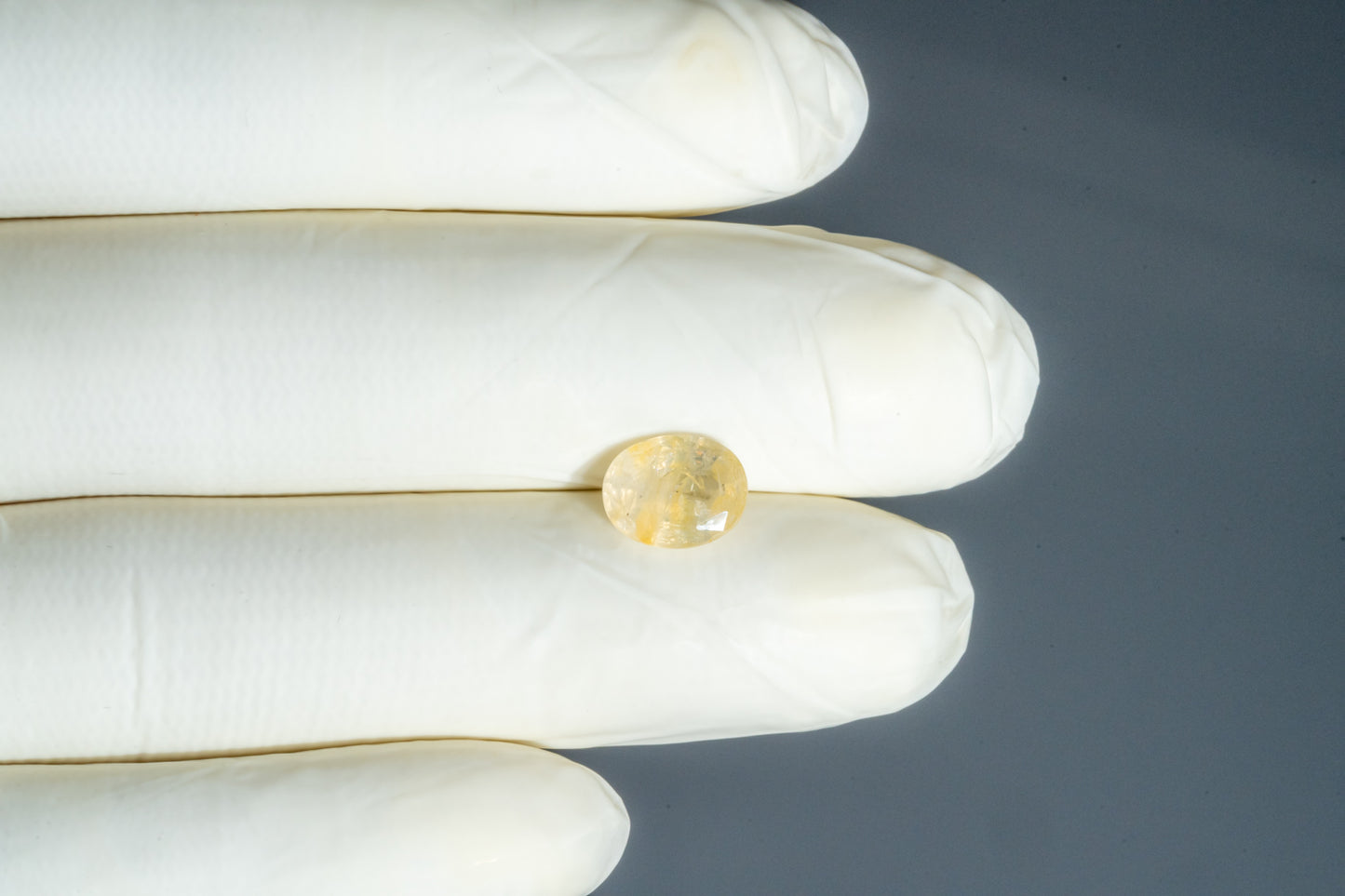 NATURAL YELLOW SAPPHIRE (PUKHRAJ) 3.99 CARATS
