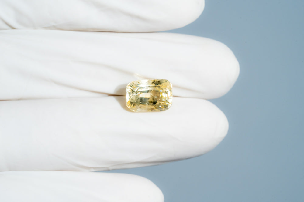 Natural Yellow Sapphire (Pukhraj) 7.54 Carats