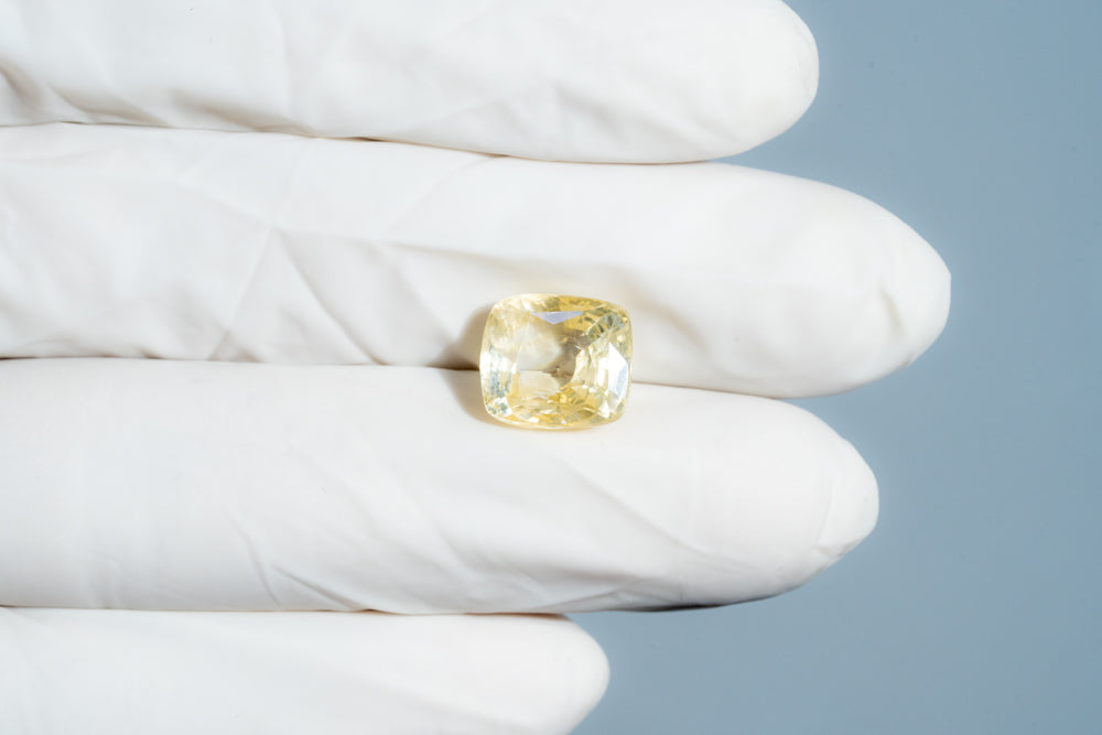 Natural Yellow Sapphire (Pukhraj) 7.86 Carats
