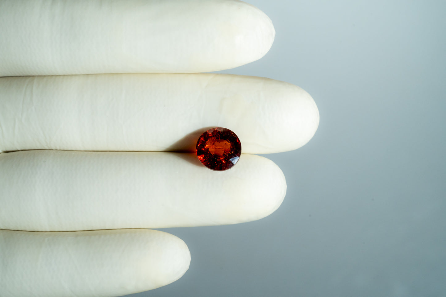 NATURAL HESSONITE (GOMED) 5.92 CARATS