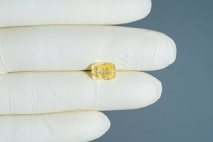 Natural Yellow Sapphire (Pukhraj) 5.46 Carats